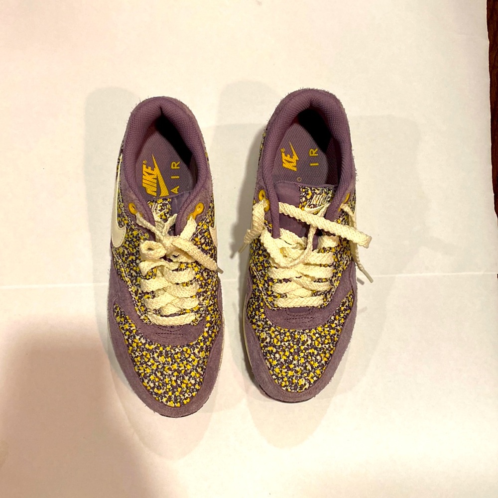 Rare Nike Air Max Liberty Print